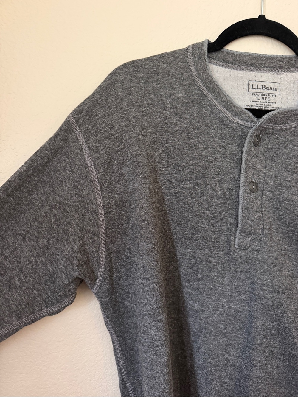 L.L. Bean Men's Heather Gray Wool Cotton Henley Long Sleeve Shirt